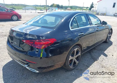 2024 Mercedes-Benz C 300 z USA, uszkodzony, nr VIN W1KAF4HBXRR156819